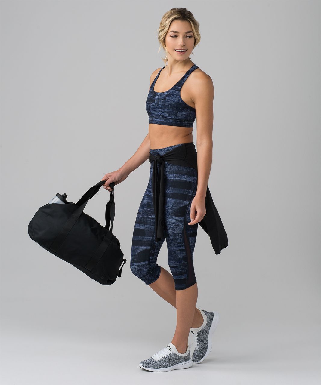 Lululemon Train Times Crop (17) - Pulse Capri Black / Black - lulu fanatics