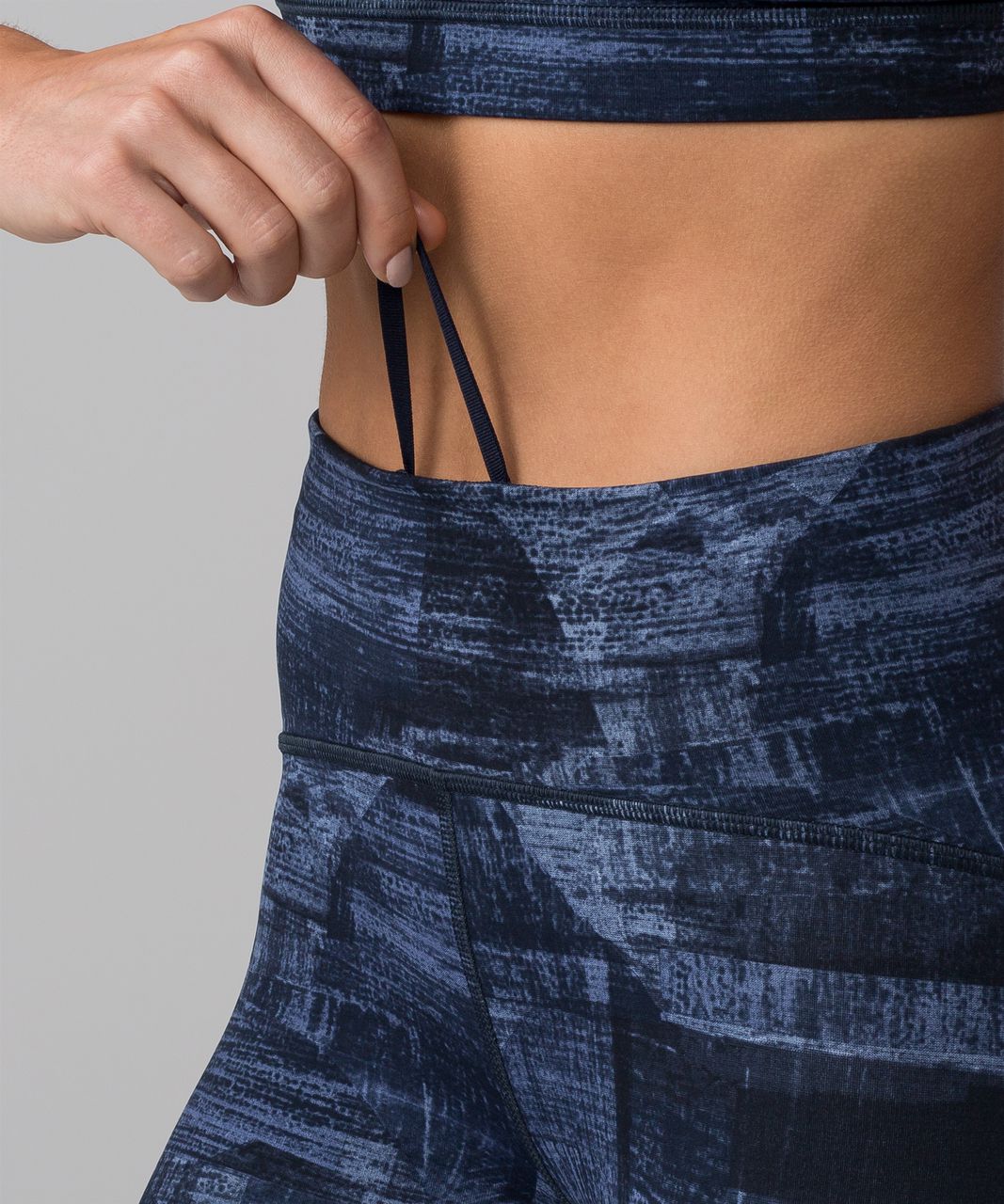 Lululemon Train Times Crop (17") - Transition Multi Midnight Navy / Black