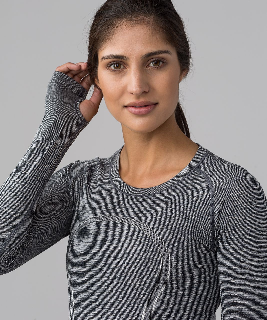 Lululemon Swiftly Tech Long Sleeve Crew - Black / White (First Release)