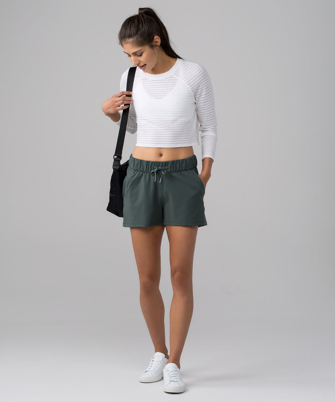 Lululemon On The Fly Short (3") - Dark Forest