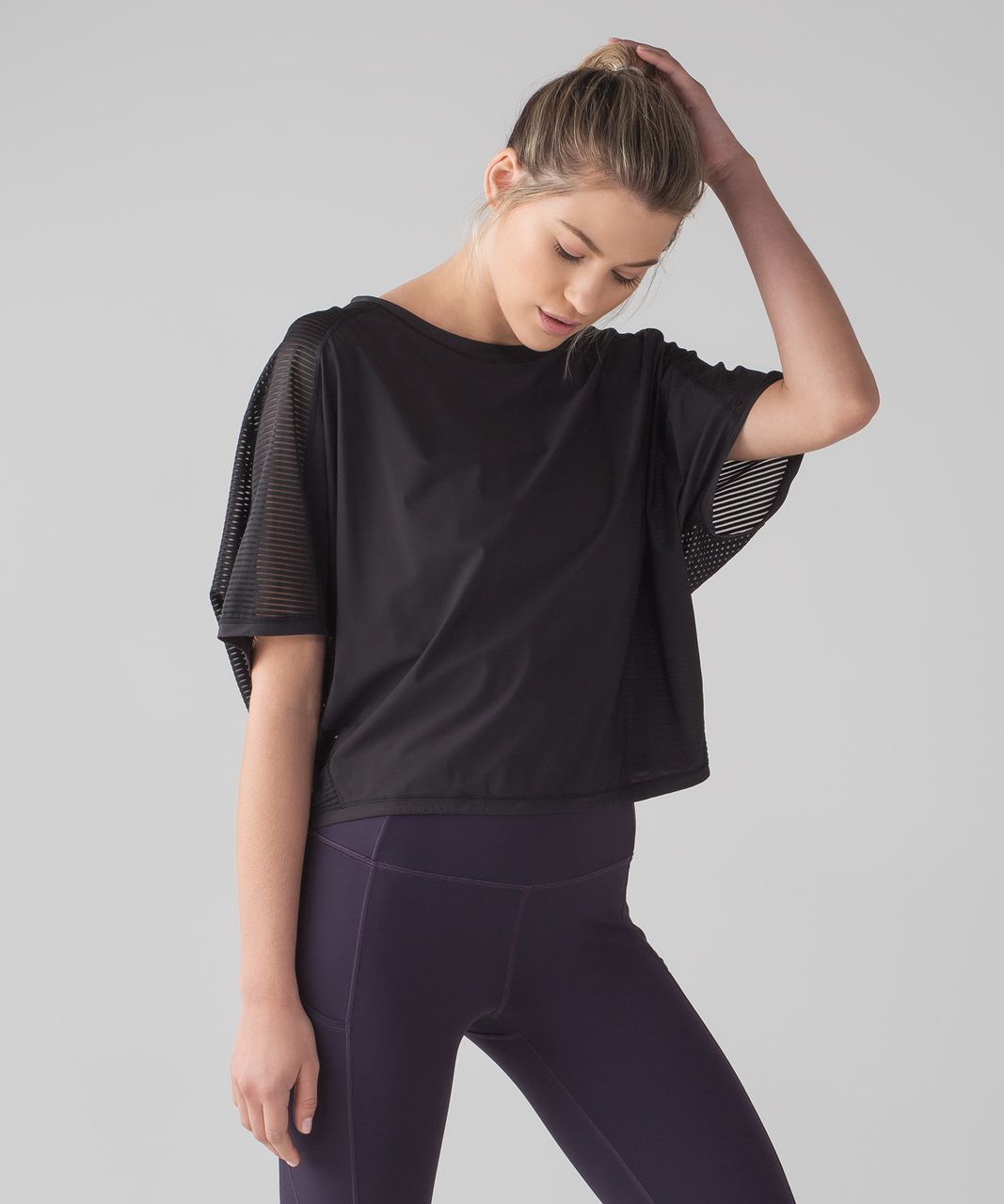 Lululemon Lean In Short Sleeve - Black