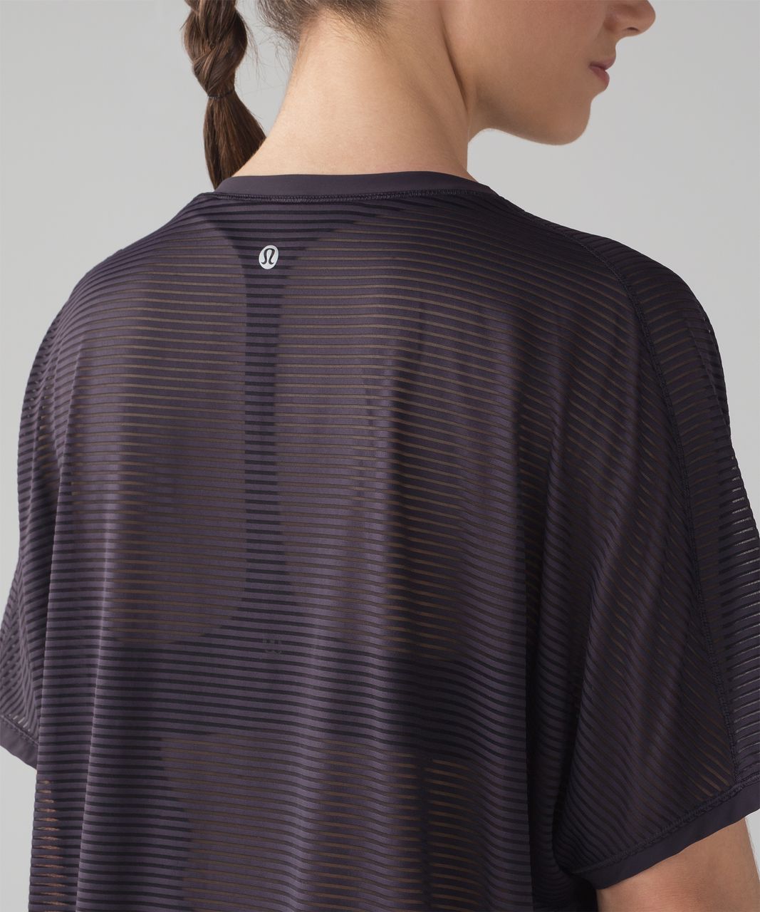 Lululemon Lean In Short Sleeve - Boysenberry