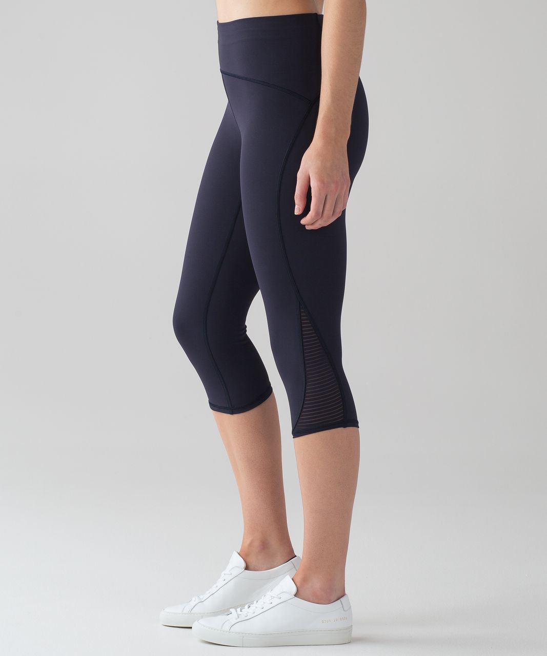 Lululemon Colour Me Quick Crop 17 - Black / White - lulu fanatics