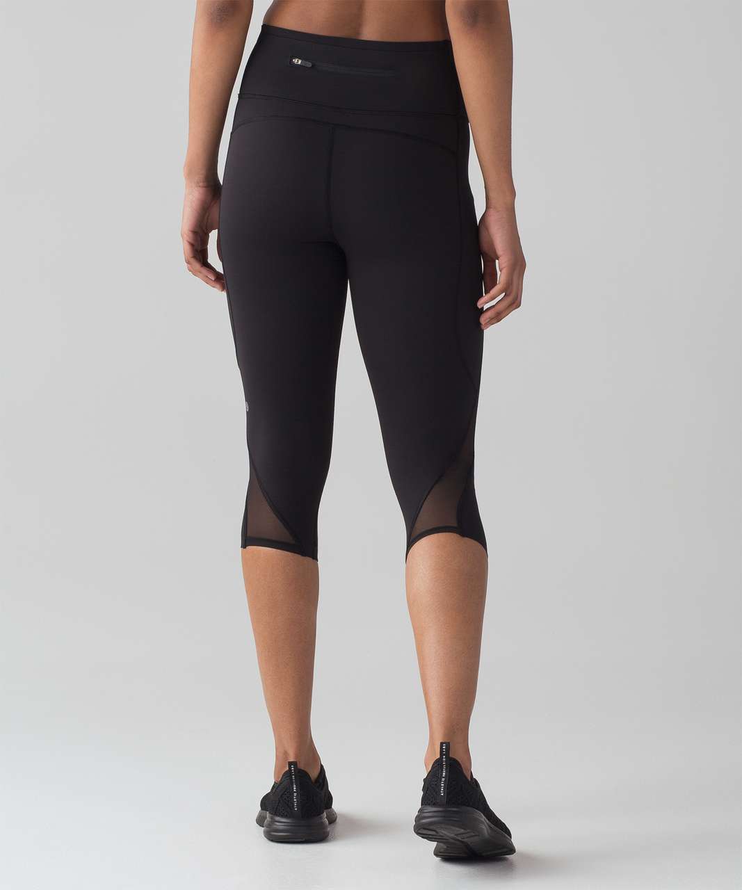 Lululemon Mesh Calf Leggings Black With Zip Stash Pocket Womens Size 10