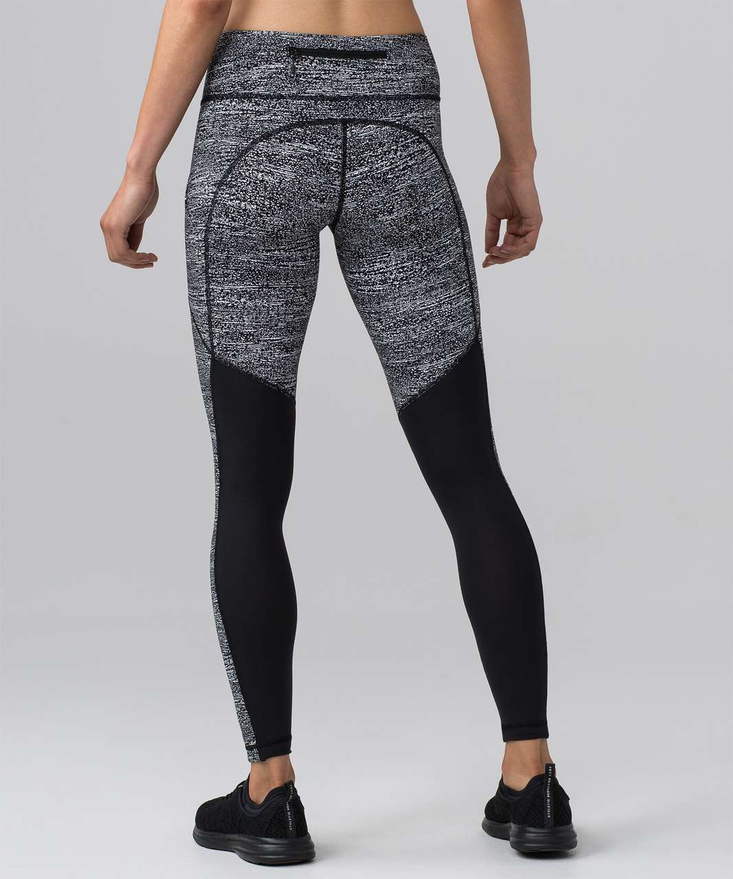 lululemon athletica, Pants & Jumpsuits, Lululemon Black Grey Speed Tight V  6