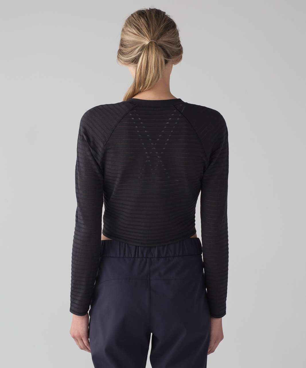 Lululemon Uncovered Long Sleeve - Black