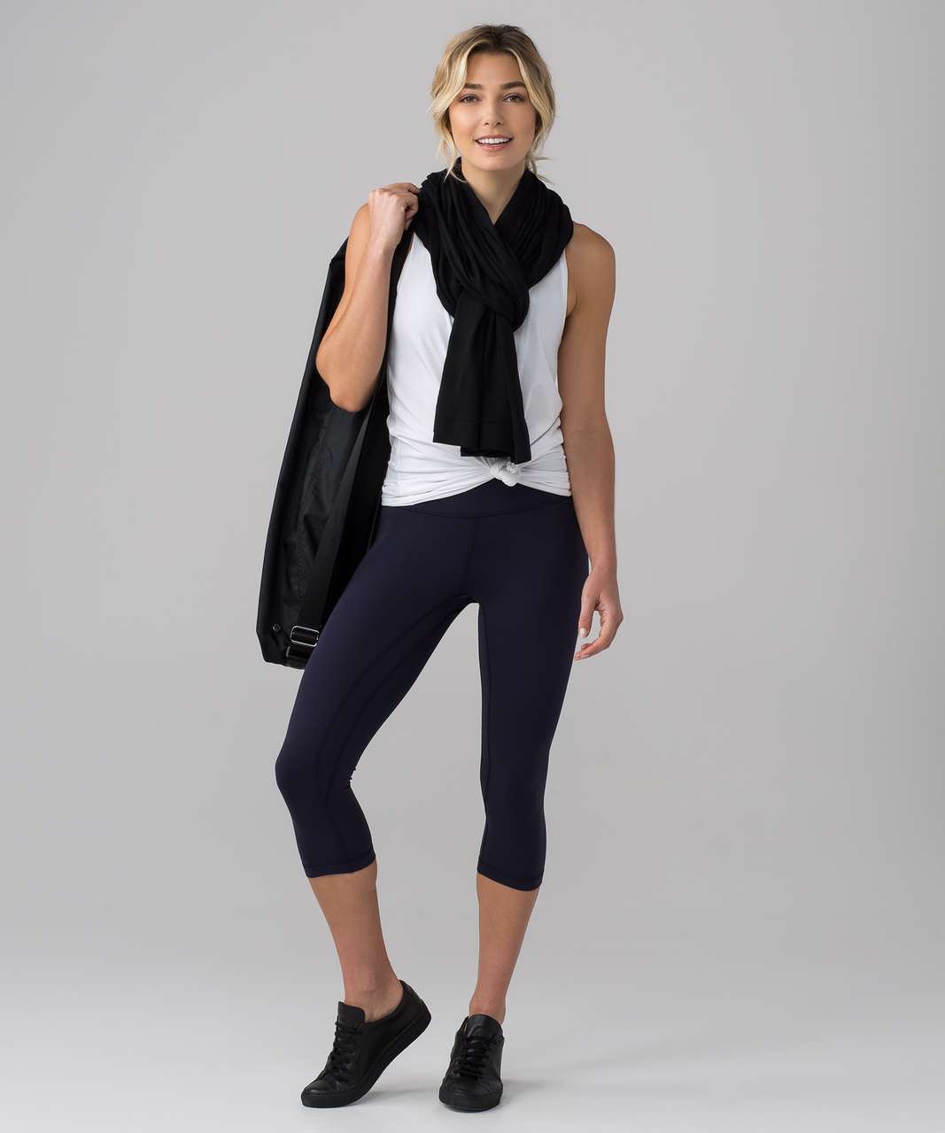 Lululemon Summer Solstice Wrap - Black