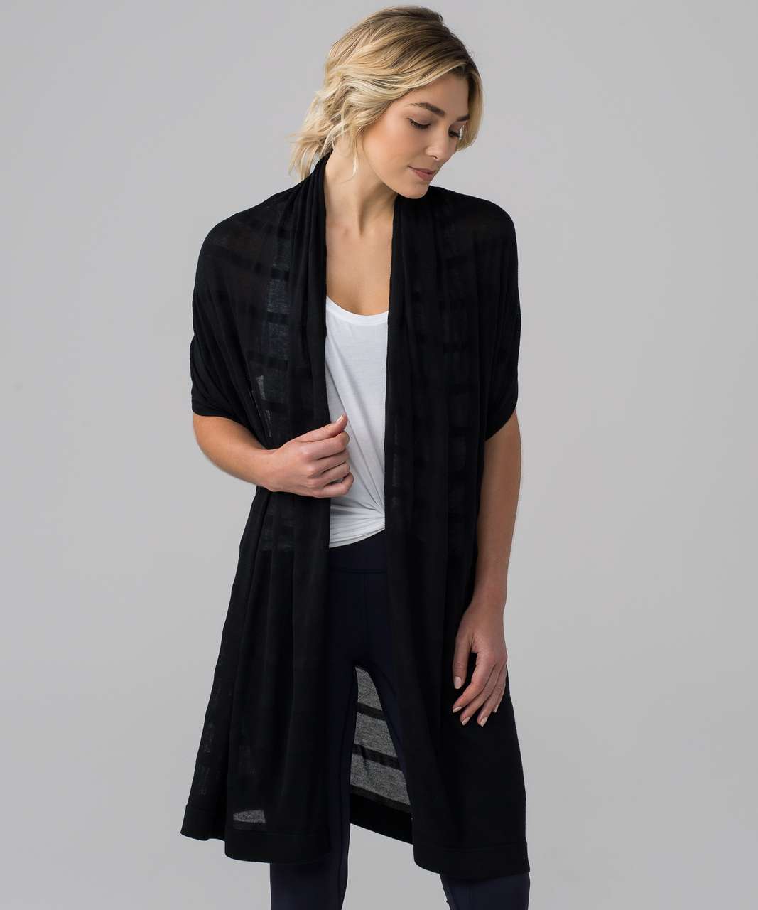 Lululemon Summer Solstice Wrap - Black