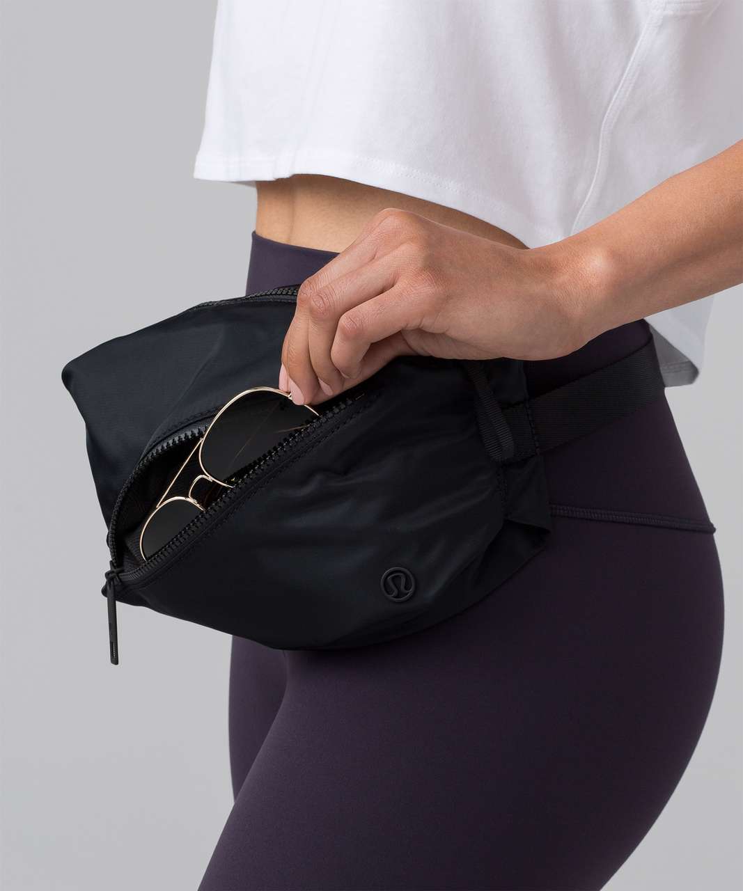 Lululemon Fast Track Belt Bag (3L) - Black