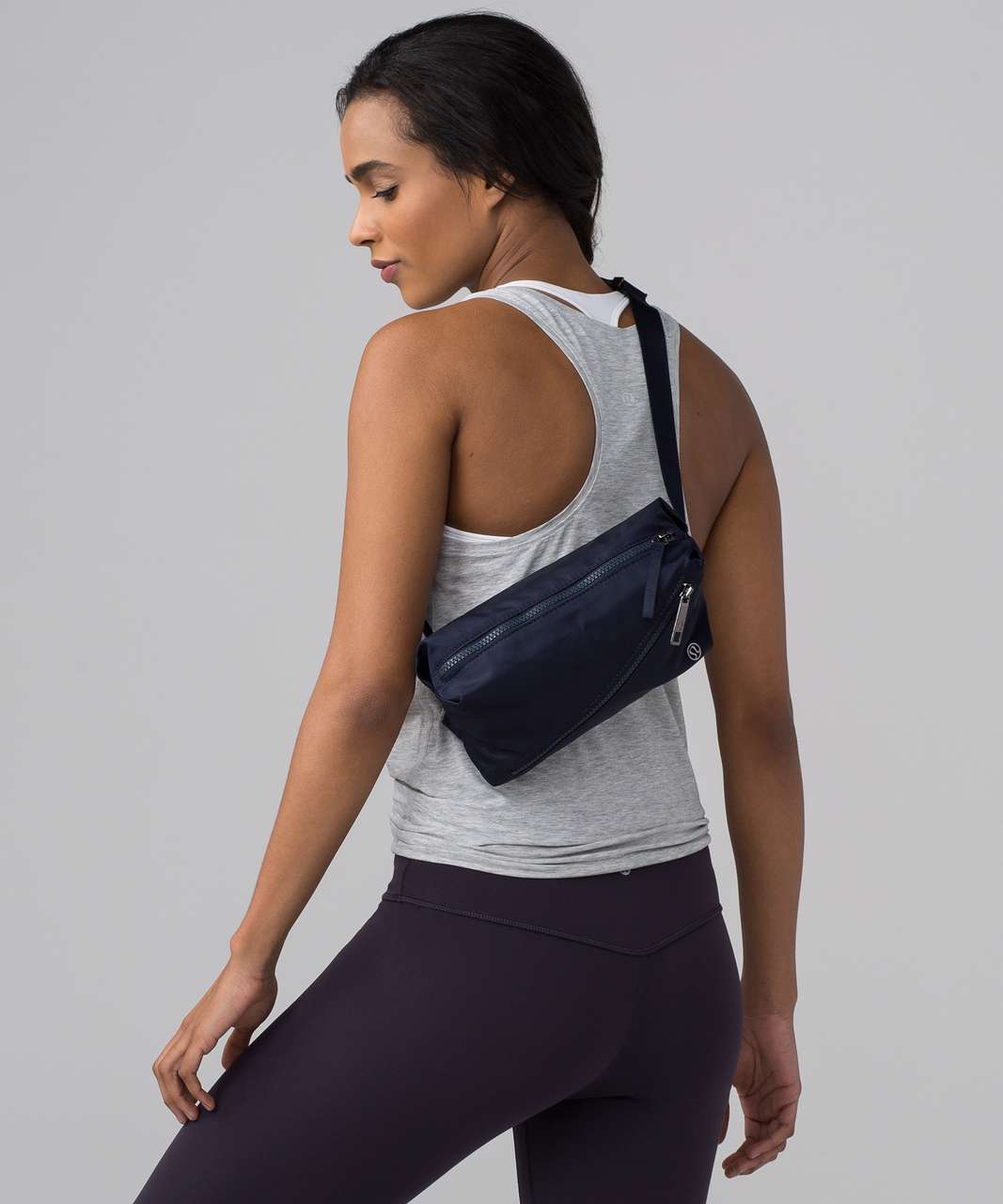 Lululemon Fast Track Belt Bag (3L) - Midnight Navy