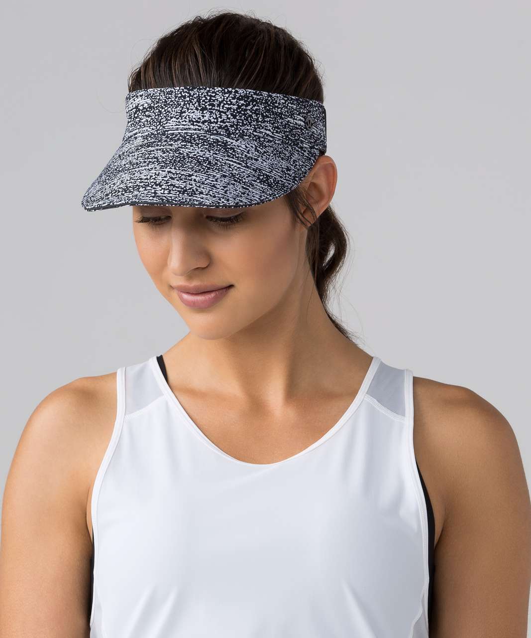 Lululemon Fast Paced Run Visor - Air Time White Black / Black - lulu ...