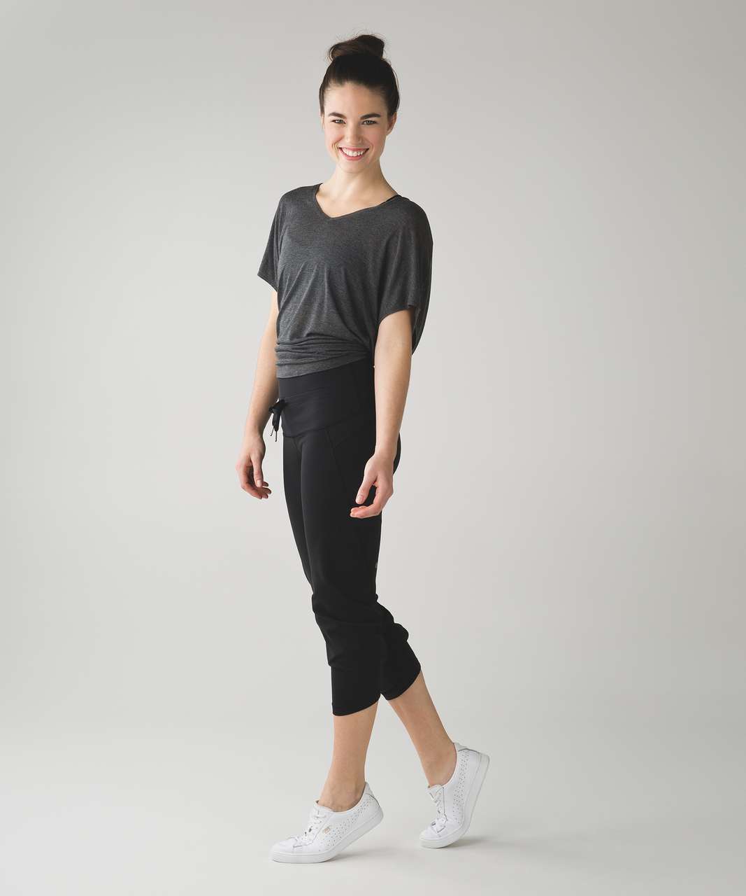 Lululemon Shake It Out Crop - Black