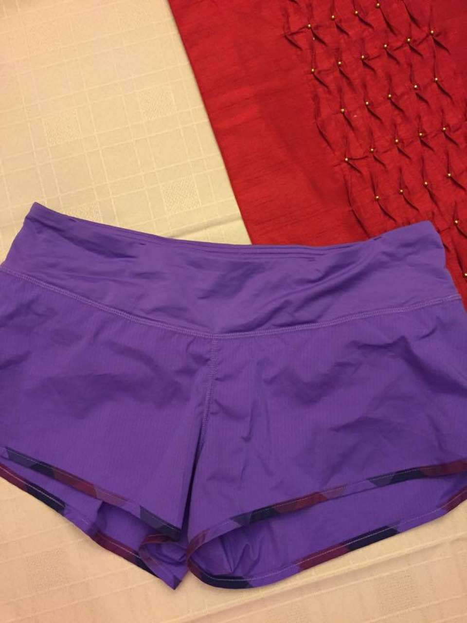 LULULEMON Running Shorts Women's 6 (Medium) Butterfly Print Blue Purple  Athletic