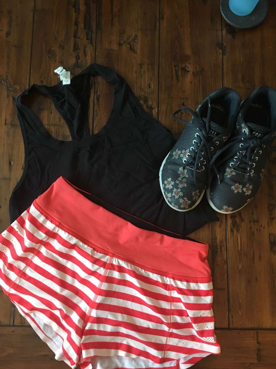 Lululemon Run: Light As Air Short - 2012 Seawheeze - Fearless Red Waldo Stripe