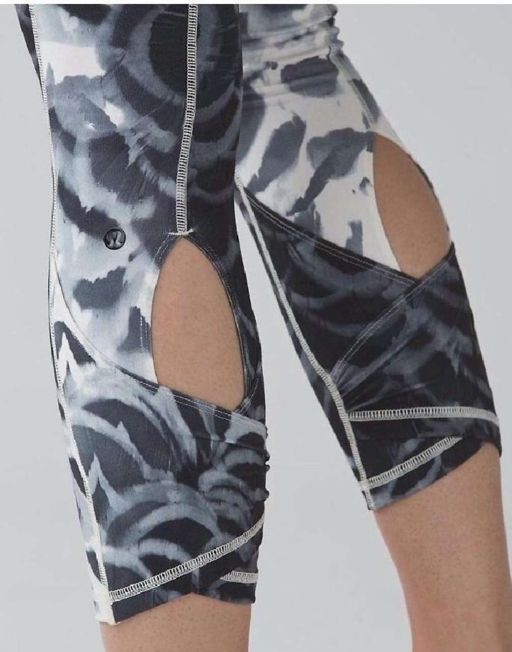 Lululemon Wunder Under Dance Skired Leggings Animal Print size 4