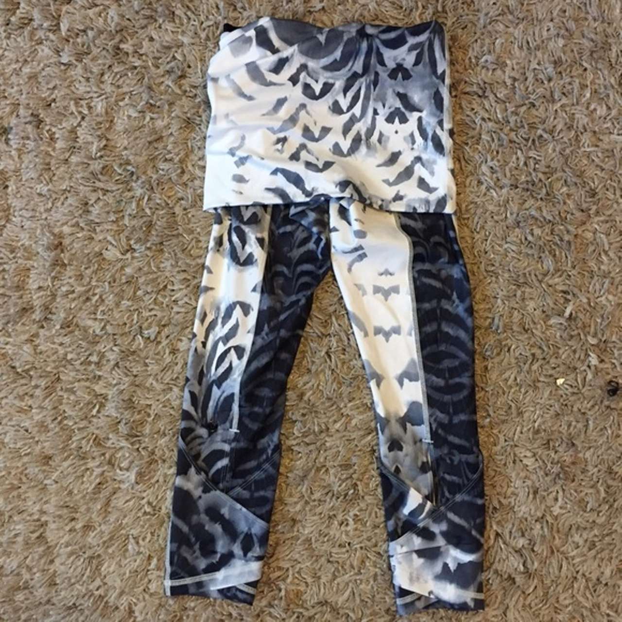 Lululemon Wunder Under Dance Skired Leggings Animal Print size 4