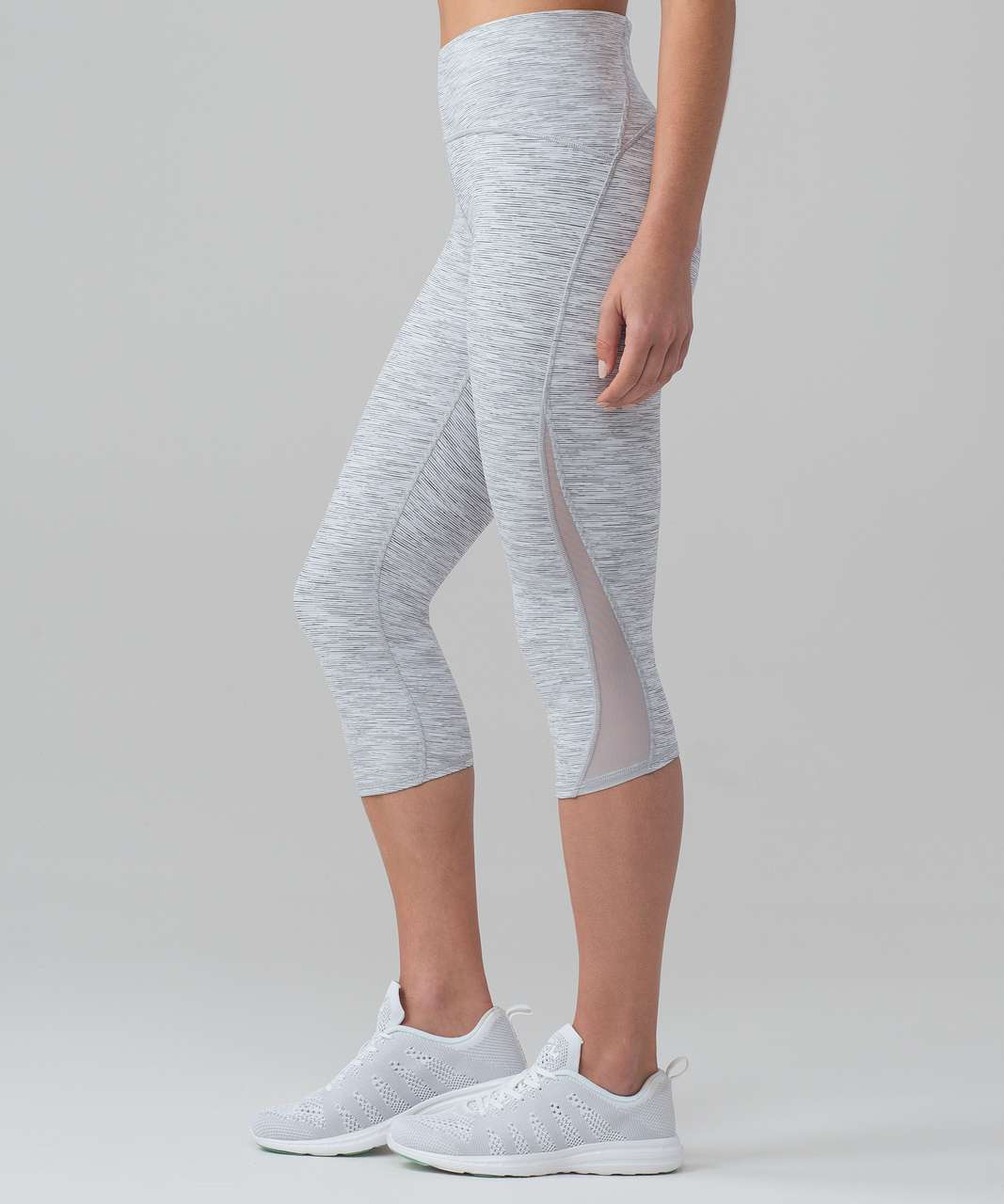 Lululemon Train Times Crop (17") - Wee Are From Space Ice Grey Alpine White