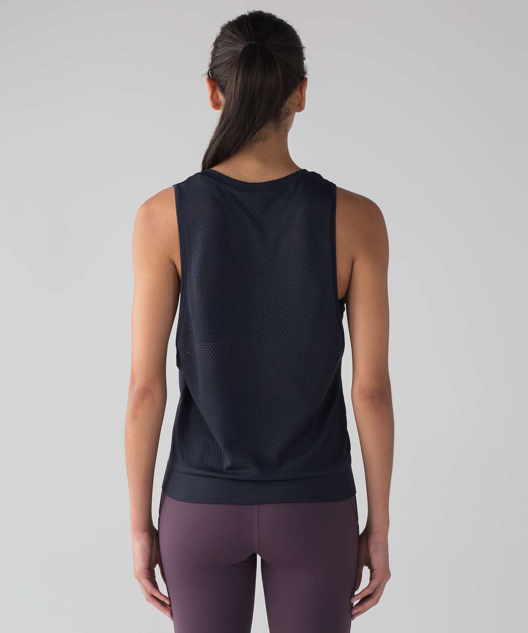 Lululemon Breeze By Muscle Tank II - Midnight Navy / Midnight Navy