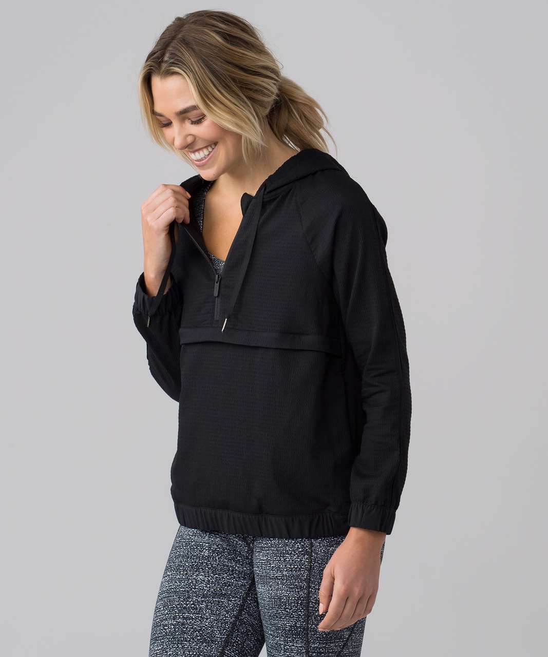 Lululemon Pack Light 1/2 Zip Pullover - Black (First Release