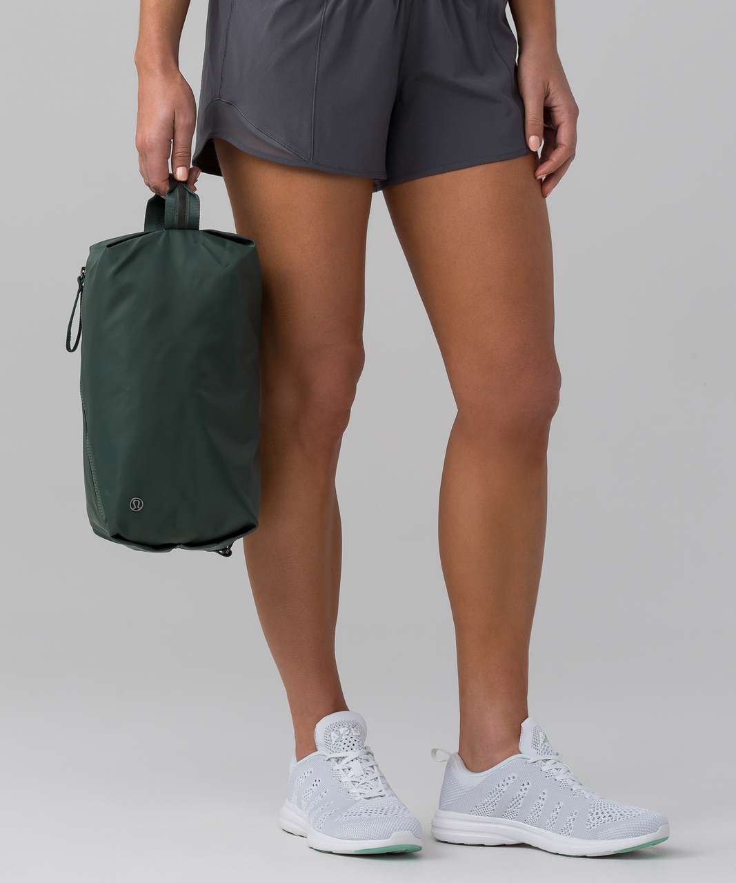 Lululemon Fast Track Bag (3L) - Dark Forest