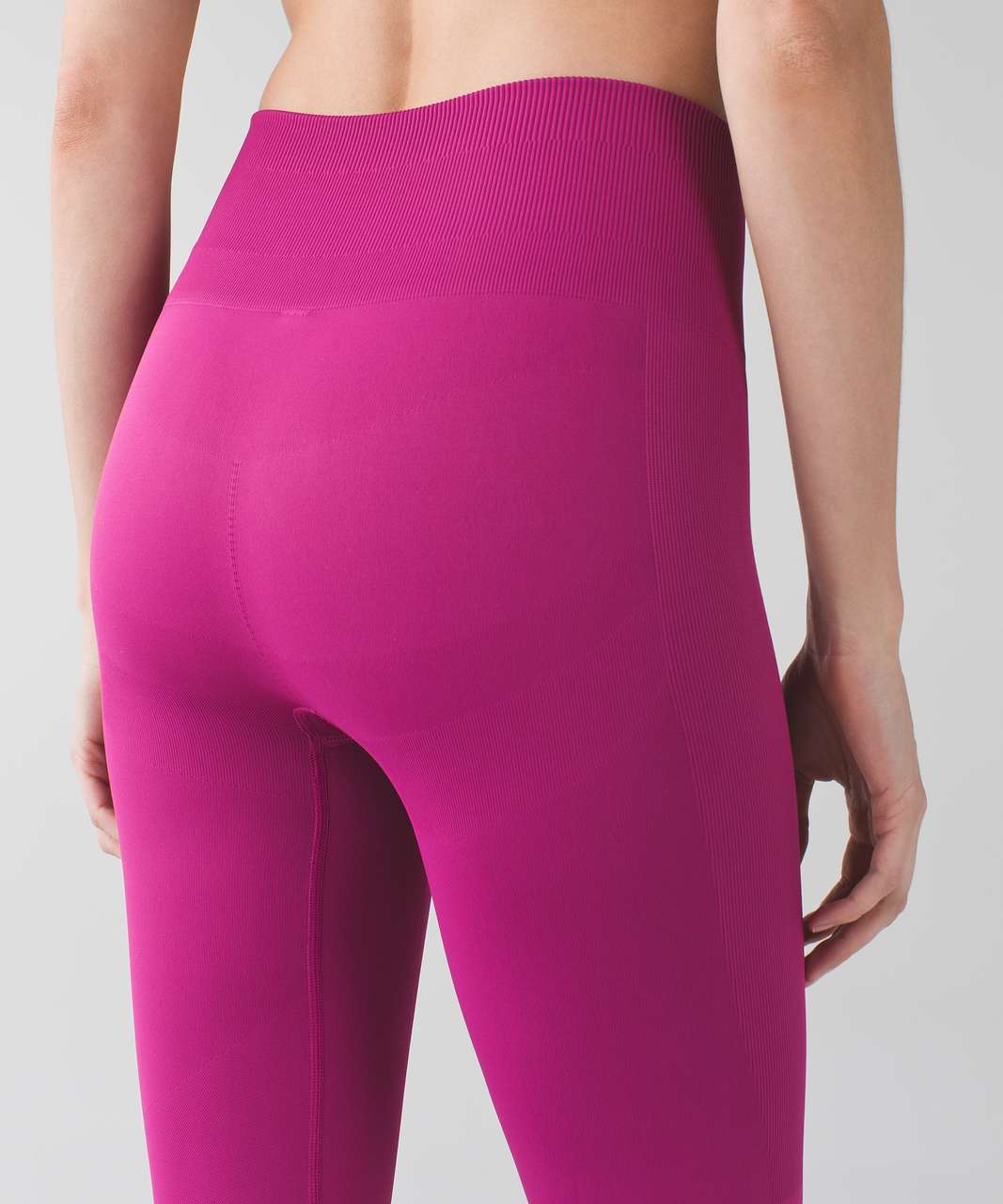 Lululemon Zone In Crop (21) - Berry Rumble - lulu fanatics