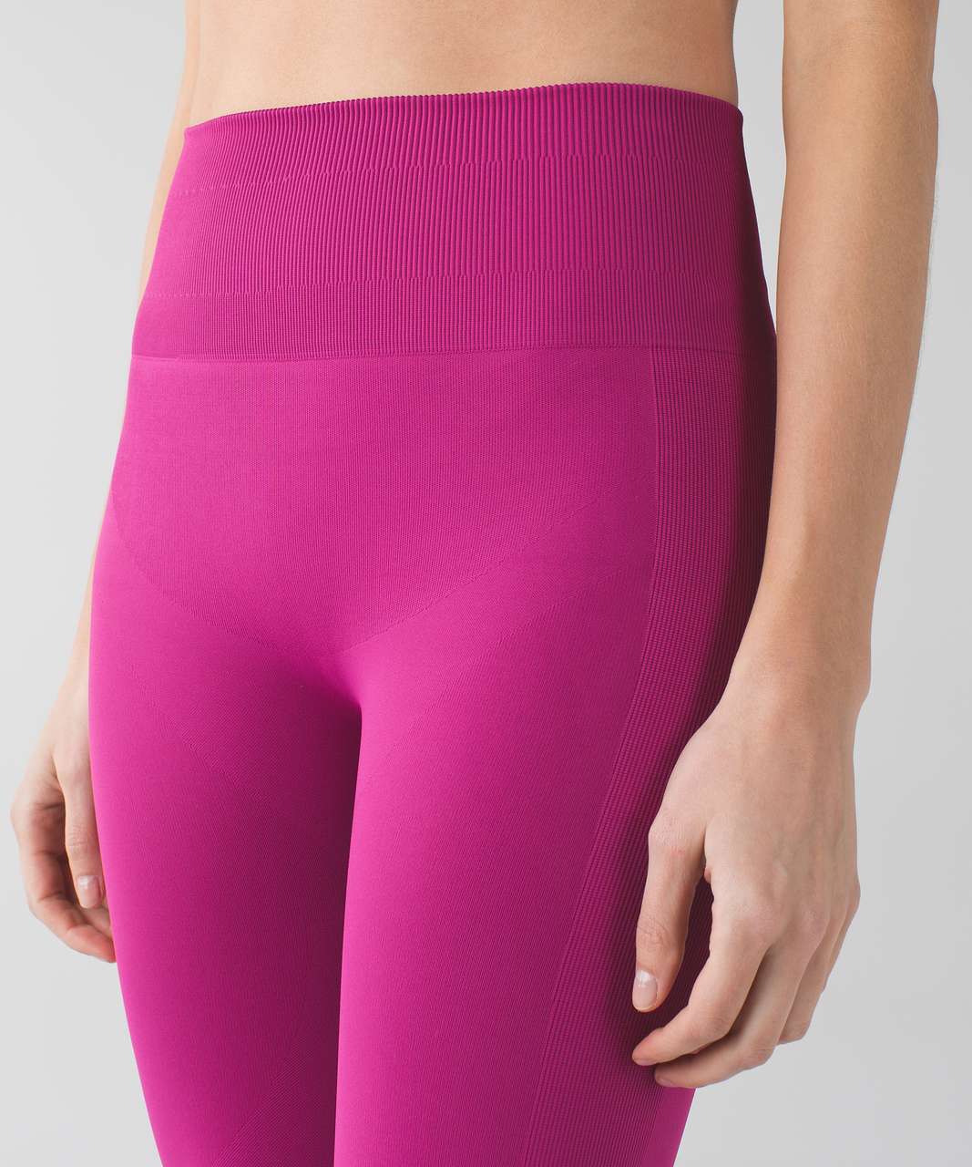 Lululemon Zone In Crop (21) - Raspberry - lulu fanatics