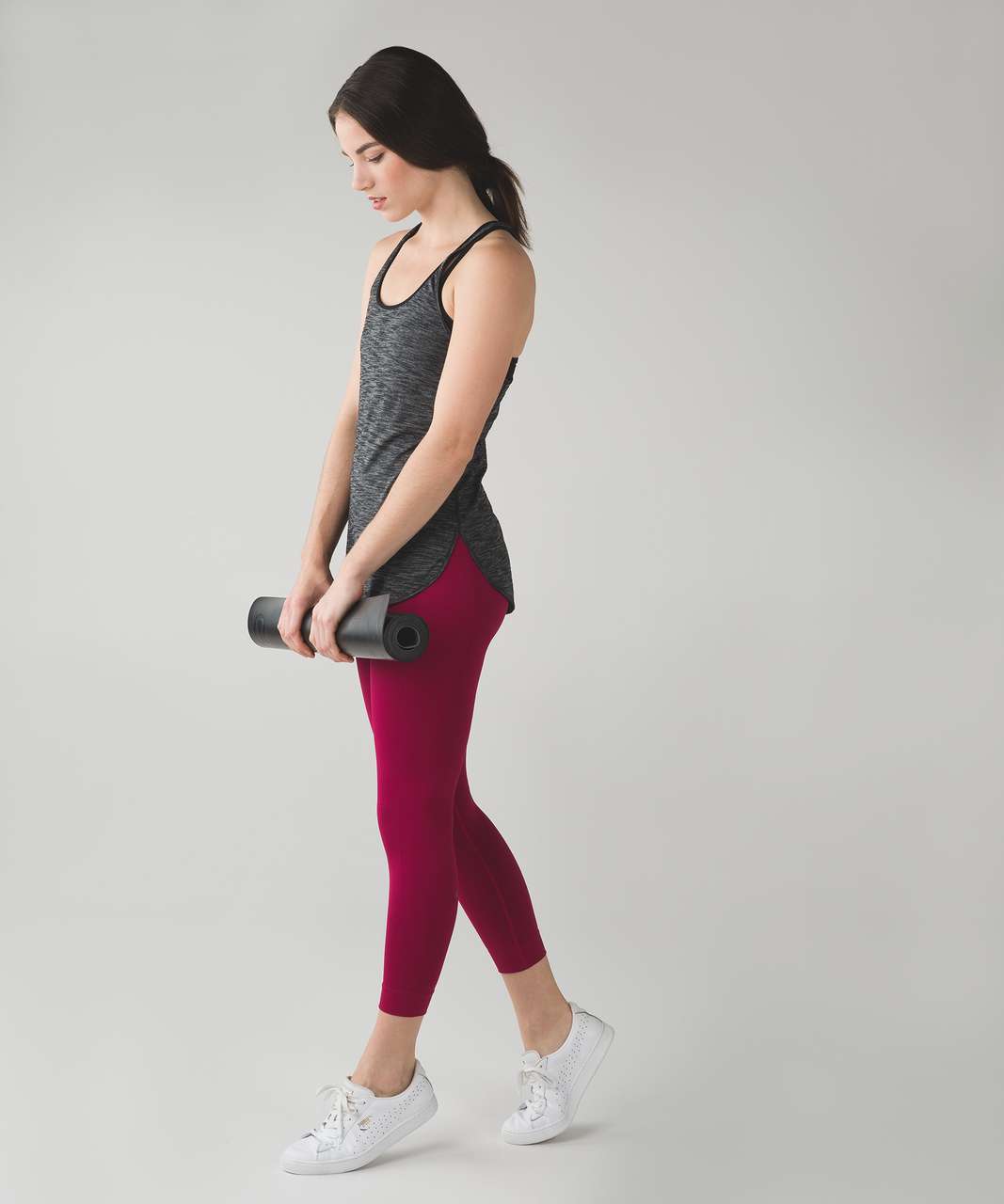 Lululemon Zone In Crop (21) - Berry Rumble - lulu fanatics