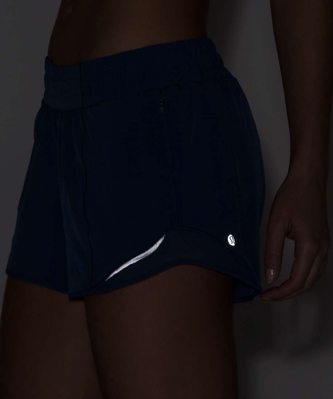 Lululemon Hotty Hot Short II (Long 4") - Royal