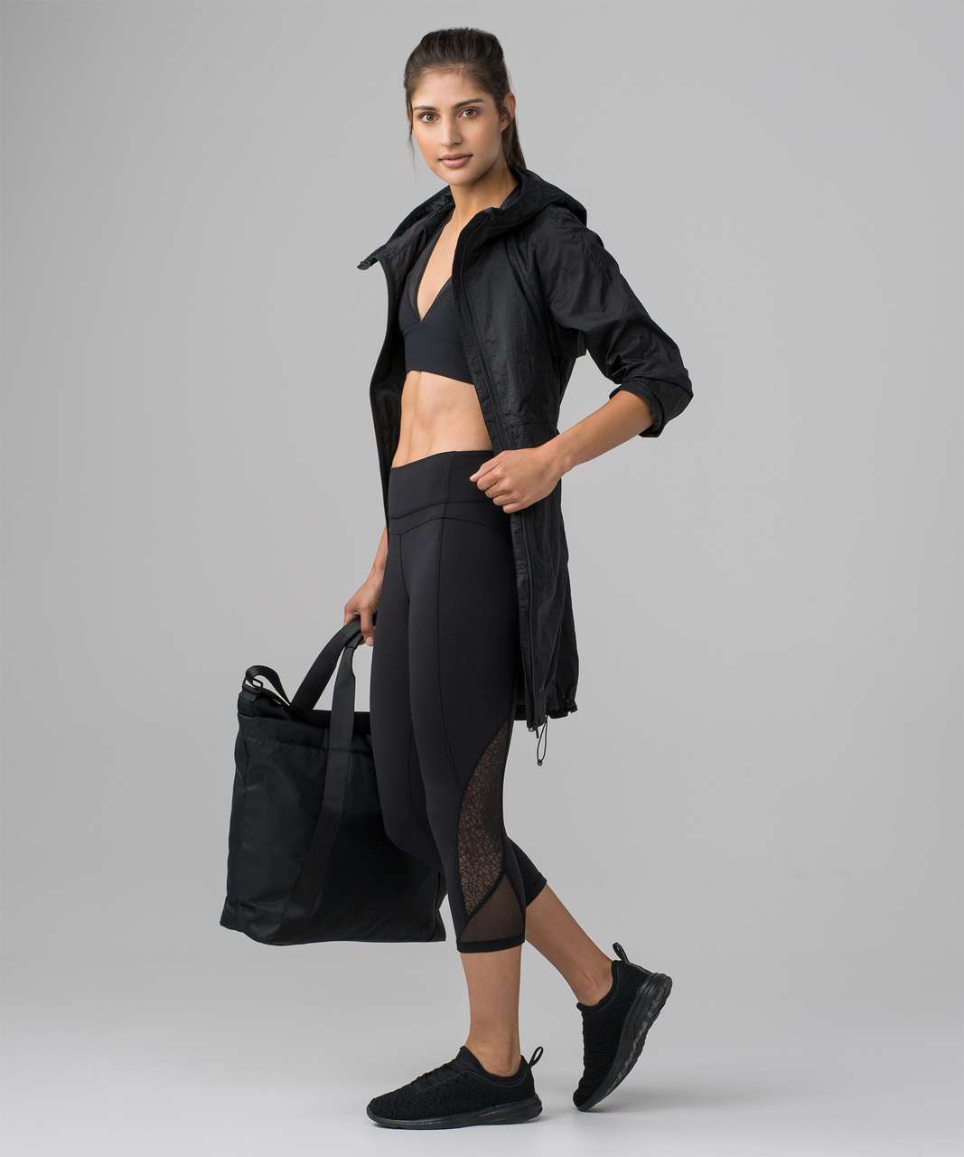 Lululemon Twist & Train Crop (19") - Black