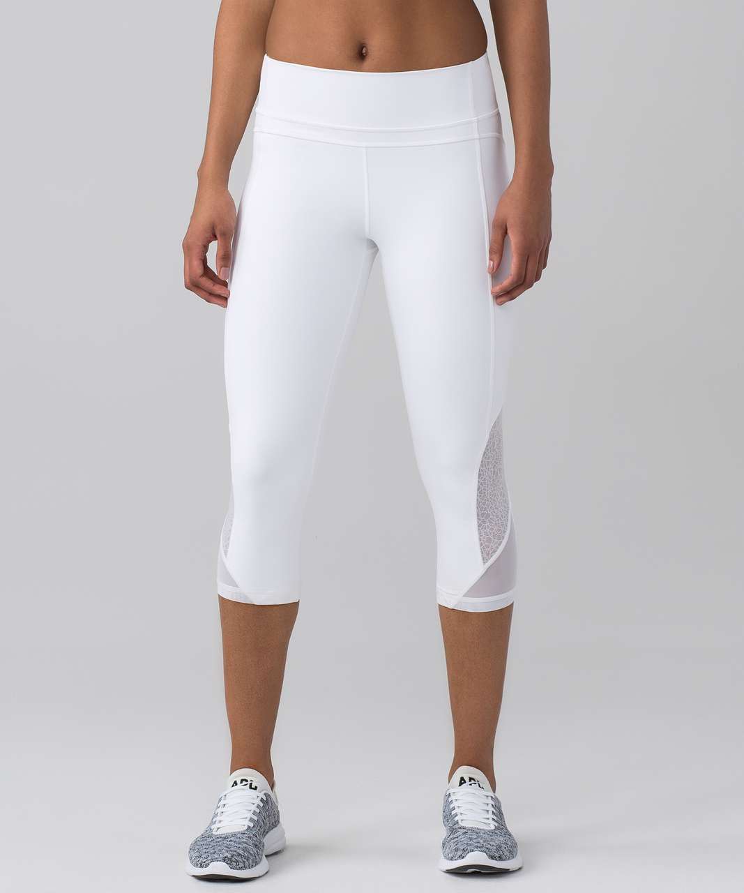 Lululemon Twist & Train Crop (19") - White