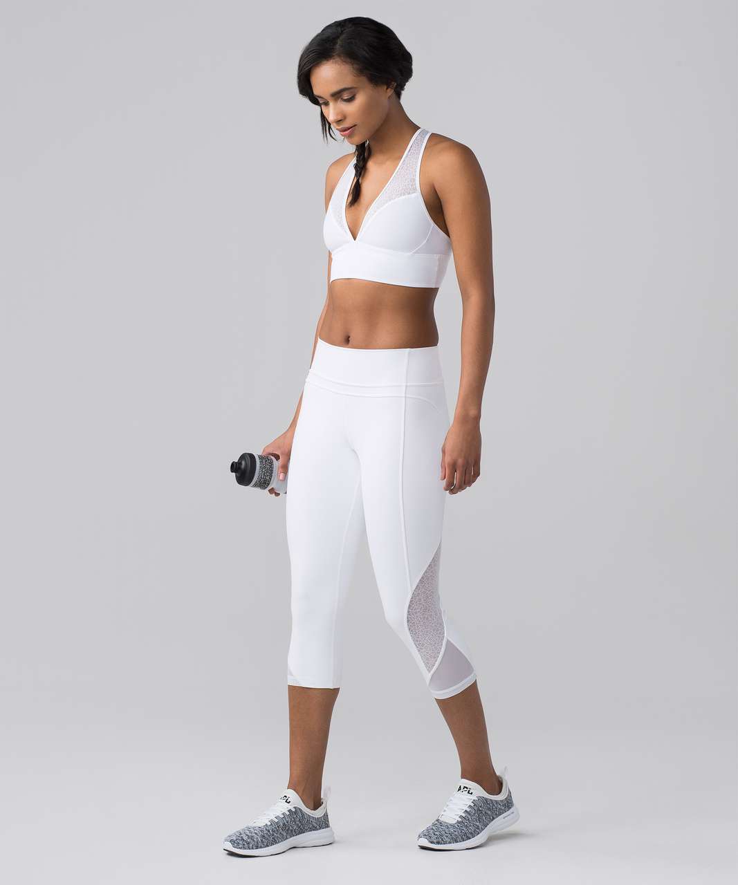 Lululemon Twist & Train Crop (19") - White