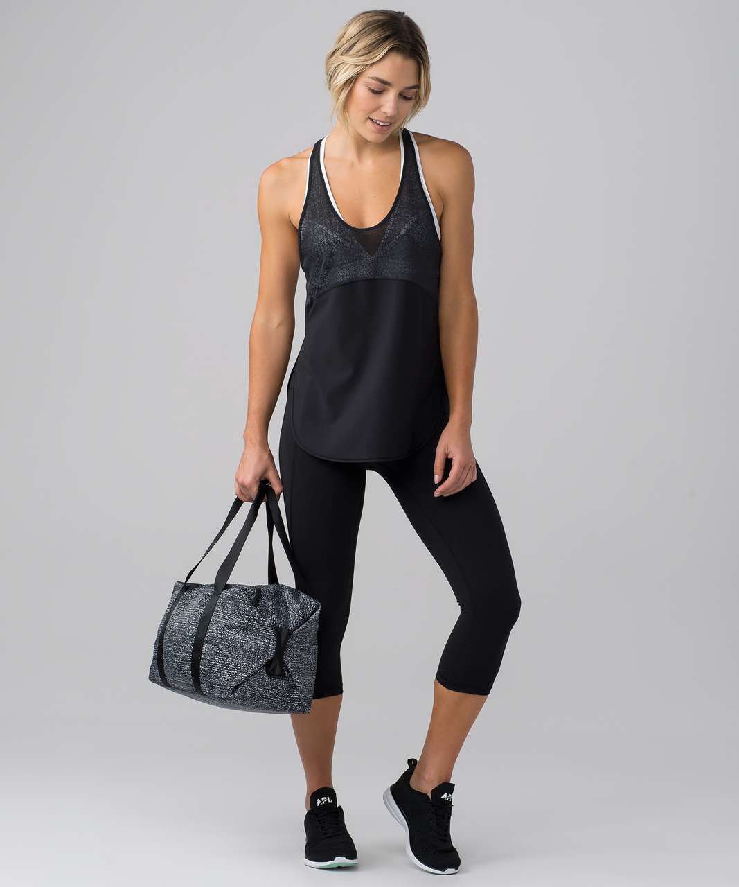 Lululemon Twist \u0026 Train Tank - Black 