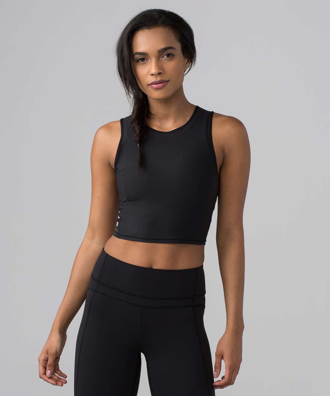 black lululemon tank top