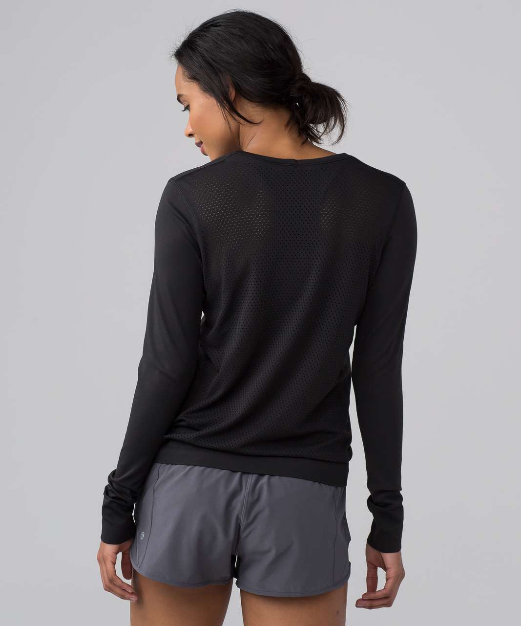 Lululemon Breeze By Long Sleeve - Black / Black - lulu fanatics