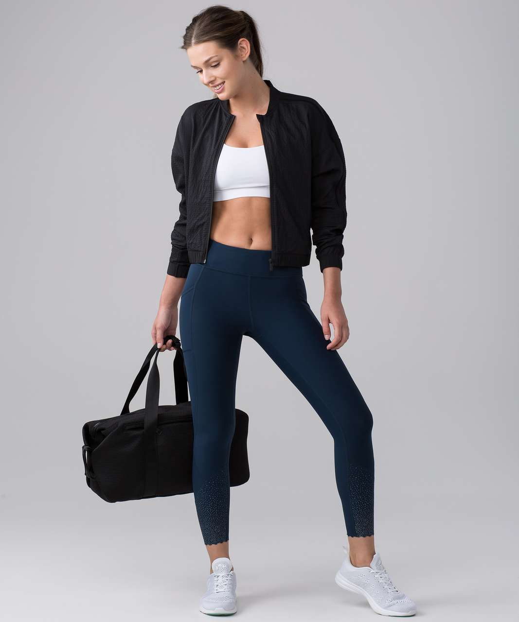 lululemon pack light bomber