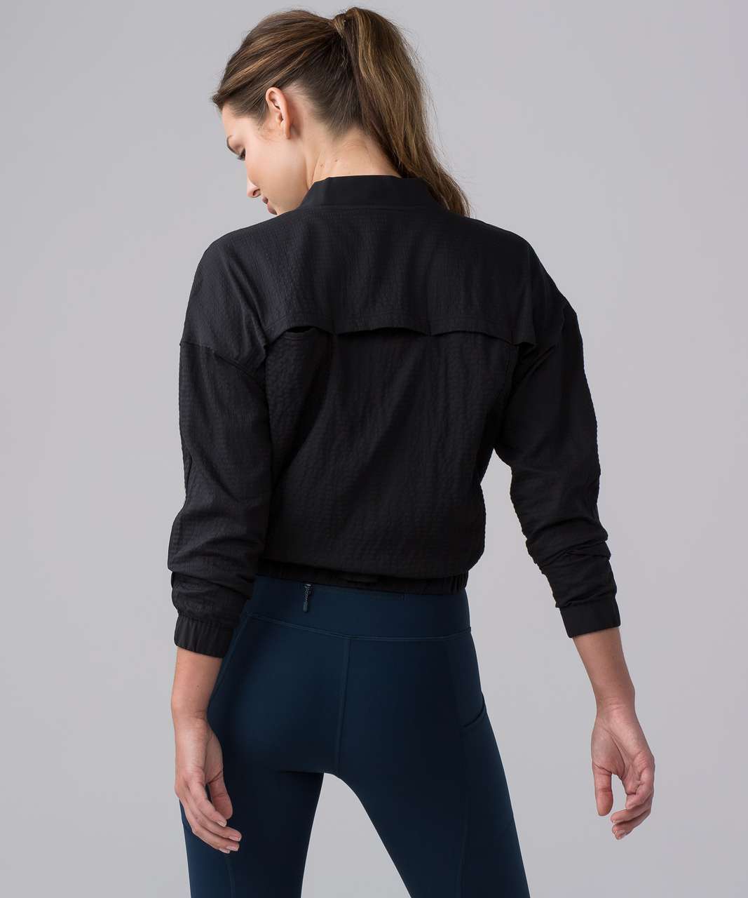 lululemon pack light bomber