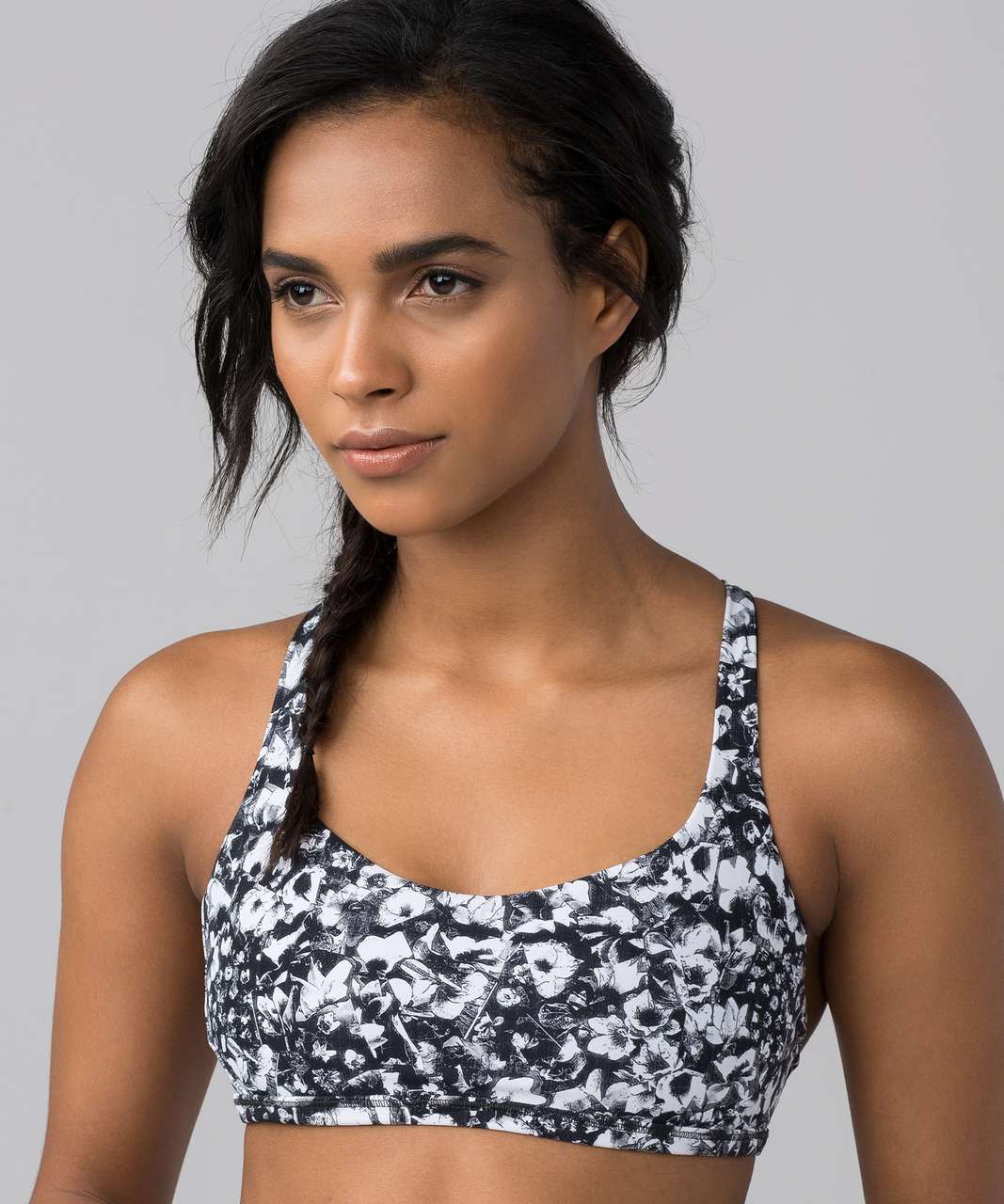 Lululemon Free To Be Zen Bra - Power Luxtreme Spray Jacquard Shocking Blue  Black / Black - lulu fanatics