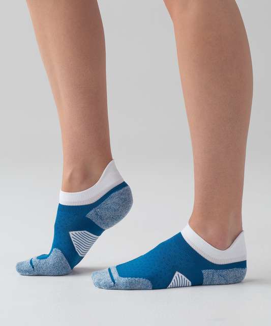 Lululemon Speed Sock - White (Third Release) - lulu fanatics