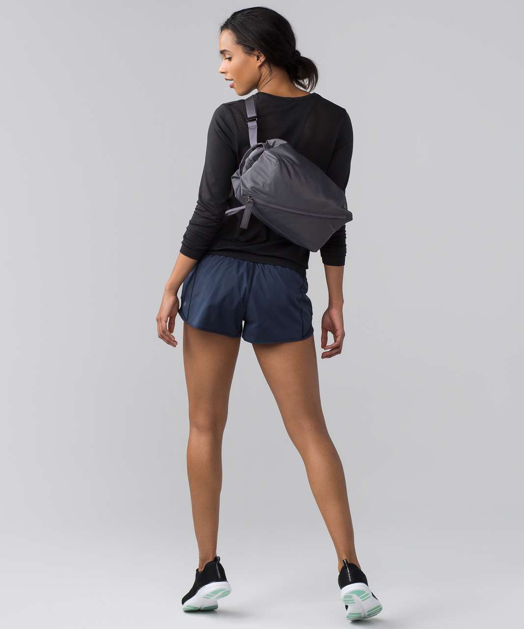 Lululemon Fast Track Bag (3L) - Black - lulu fanatics