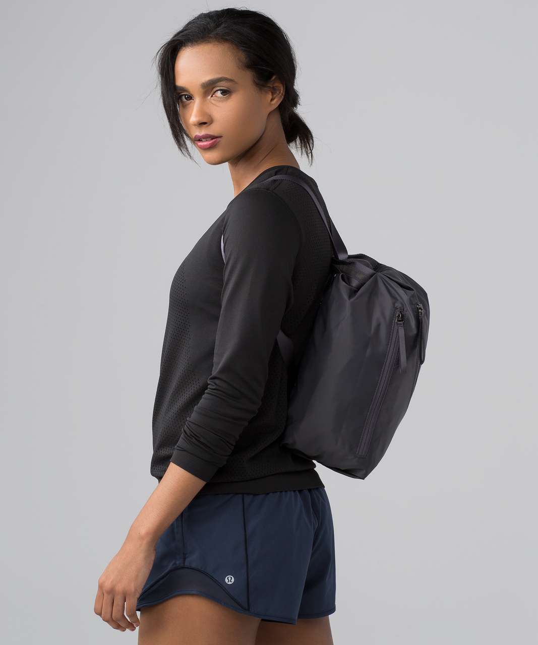 Lululemon Fast Track Bag (3L) - Dark Carbon