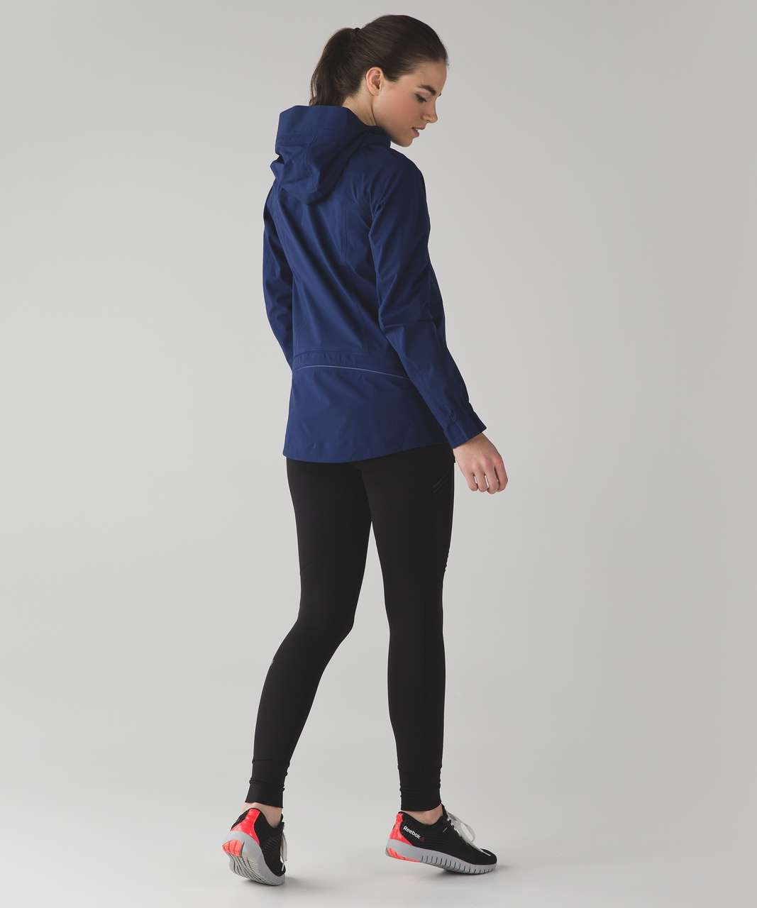 Lululemon Aint No Rain Jacket - Hero Blue