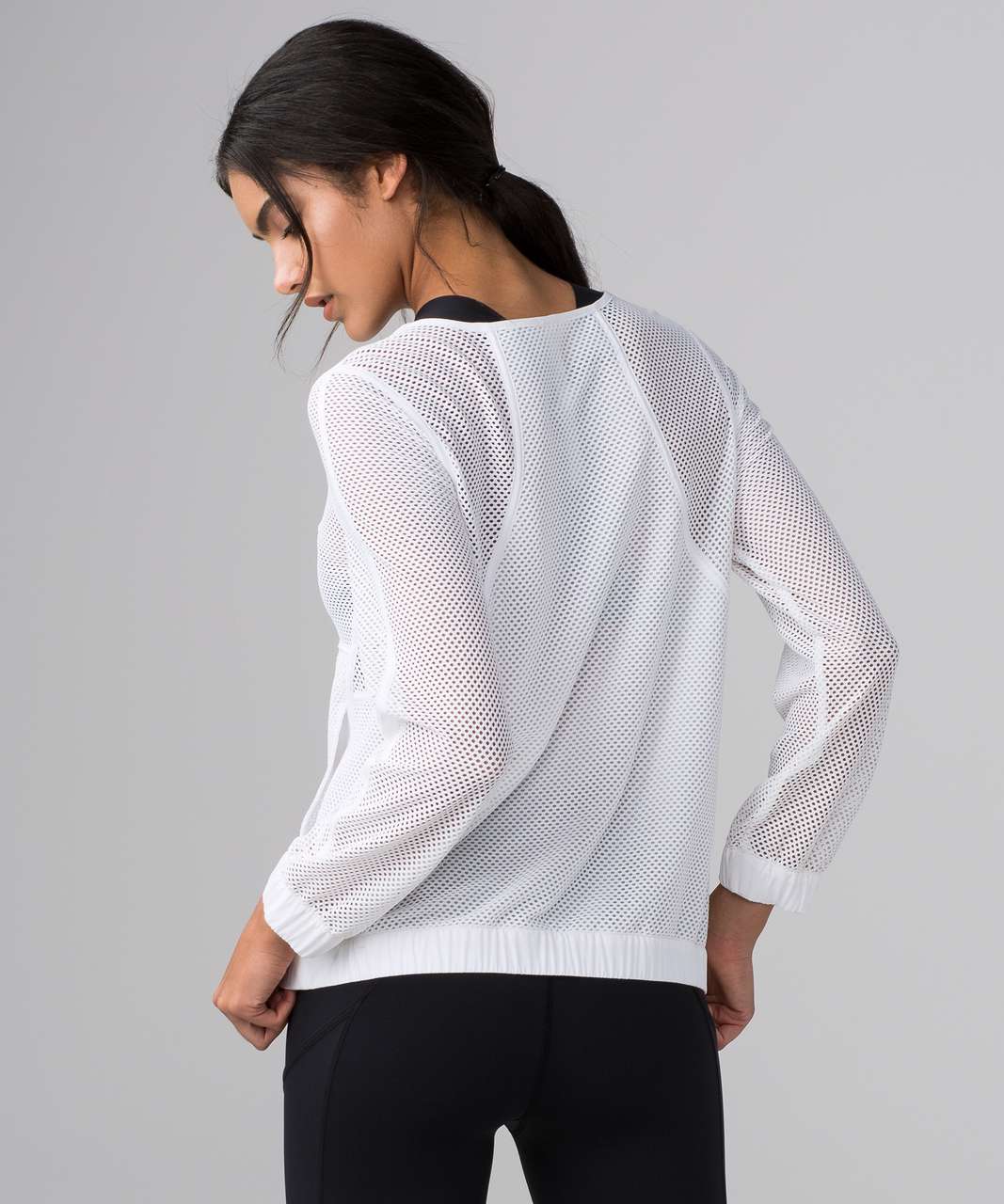 Lululemon Mesh On Mesh Pop Over - White