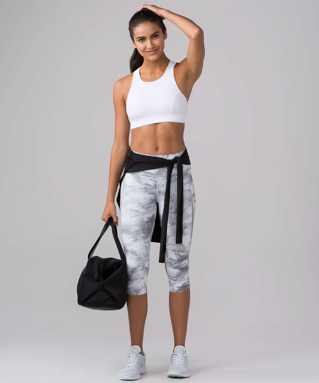 Lululemon Pace Perfect Crop (17") - Breeze By White Light Cast / Light Cast