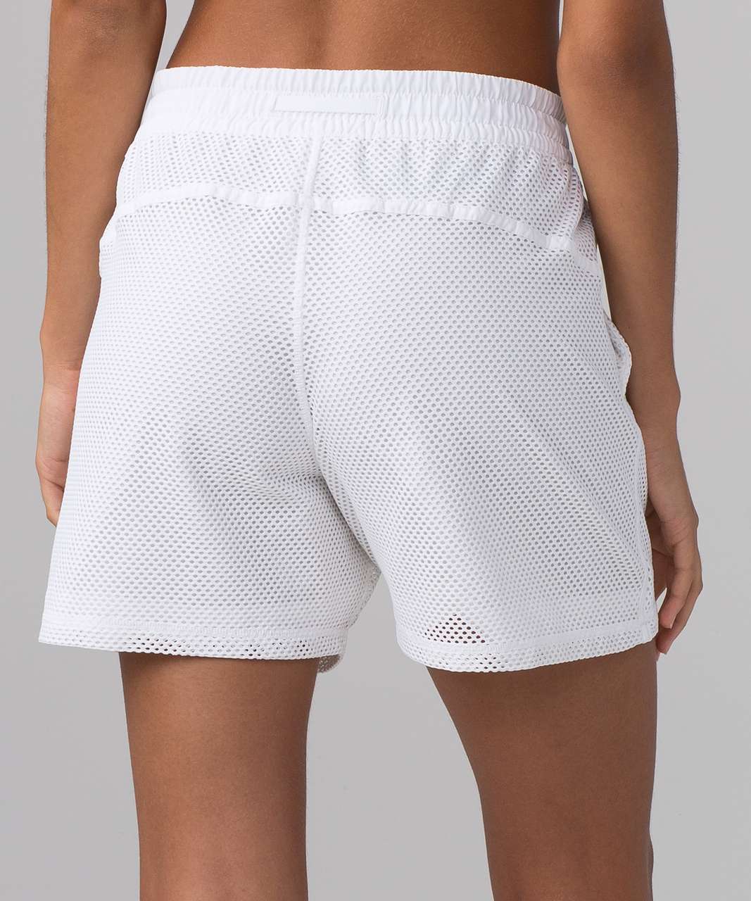 Lululemon Mesh On Mesh Short (5") - White