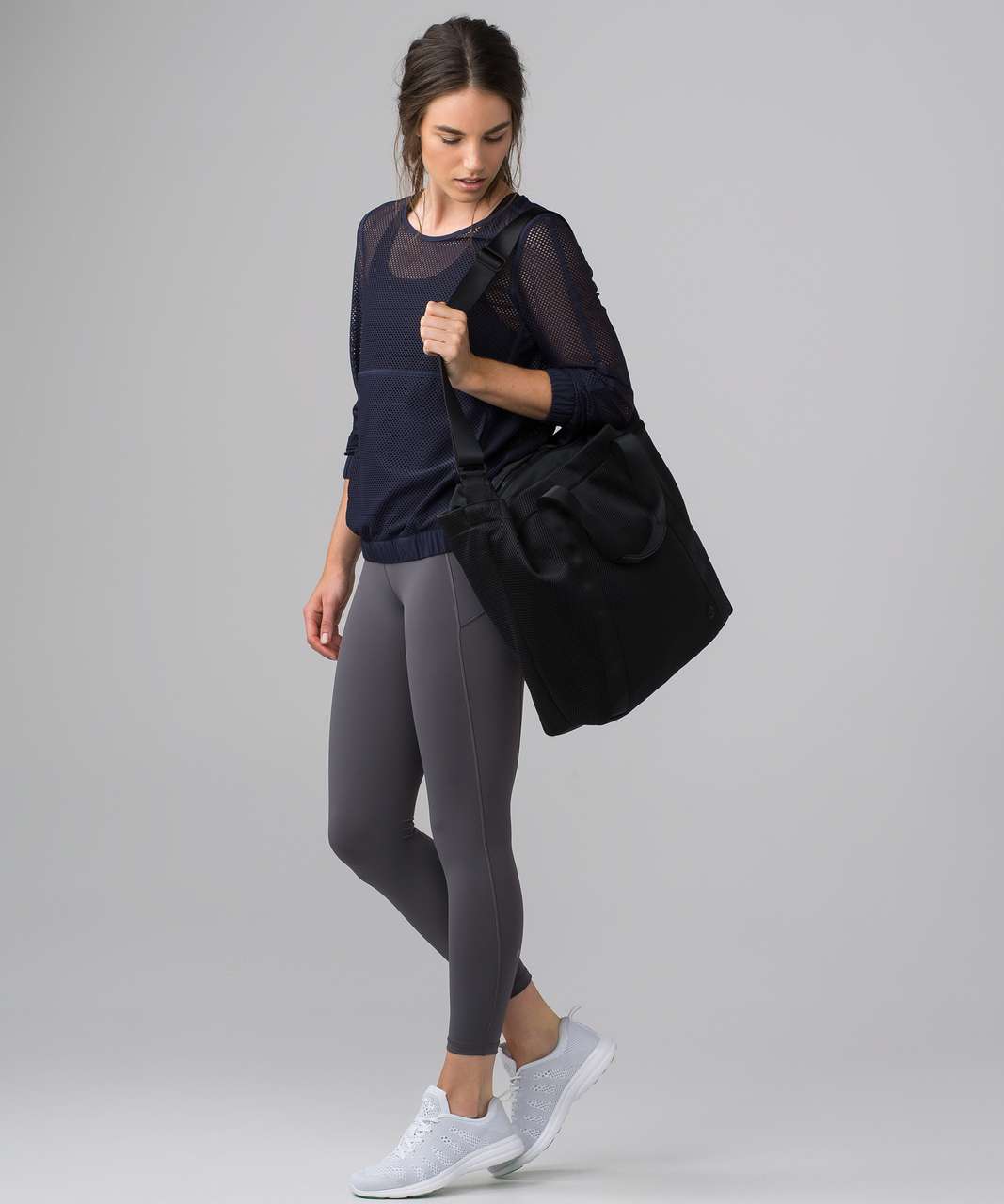 lululemon carry the day bag