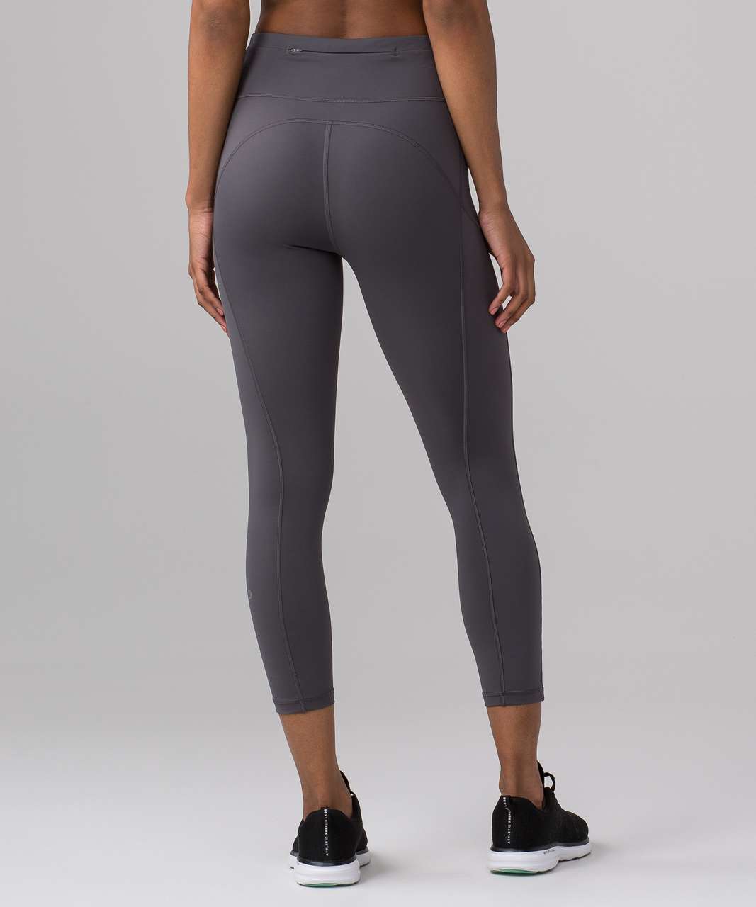 lululemon wunder under heathered black