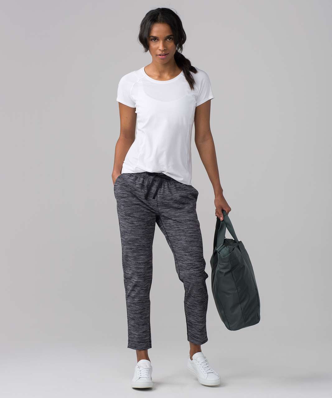 Lululemon Jet Crop (Slim) (Luxtreme 19") - Wee Are From Space Dark Carbon Ice Grey