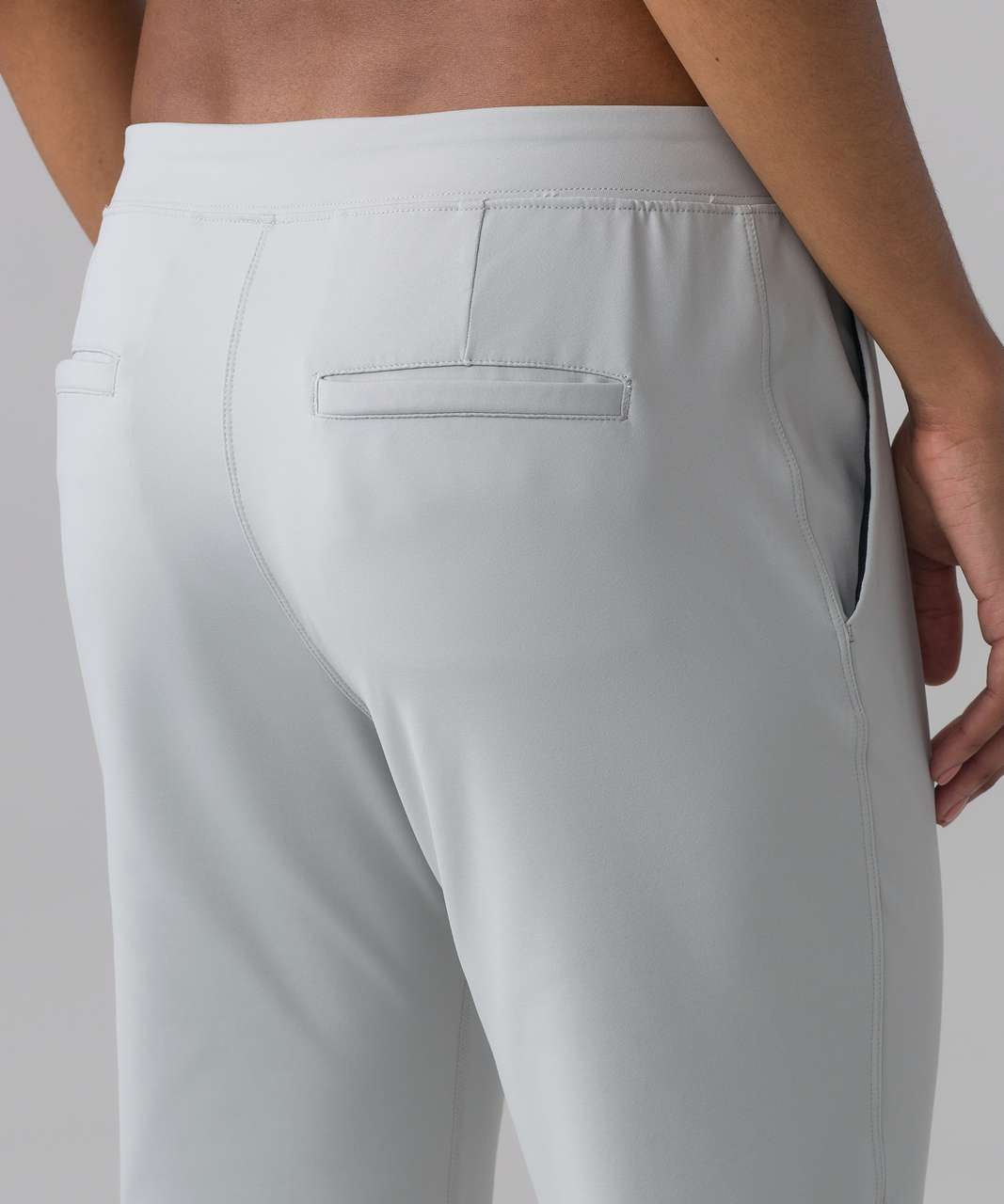 Lululemon Jet Crop (Slim) (Luxtreme 19") - Seal Grey