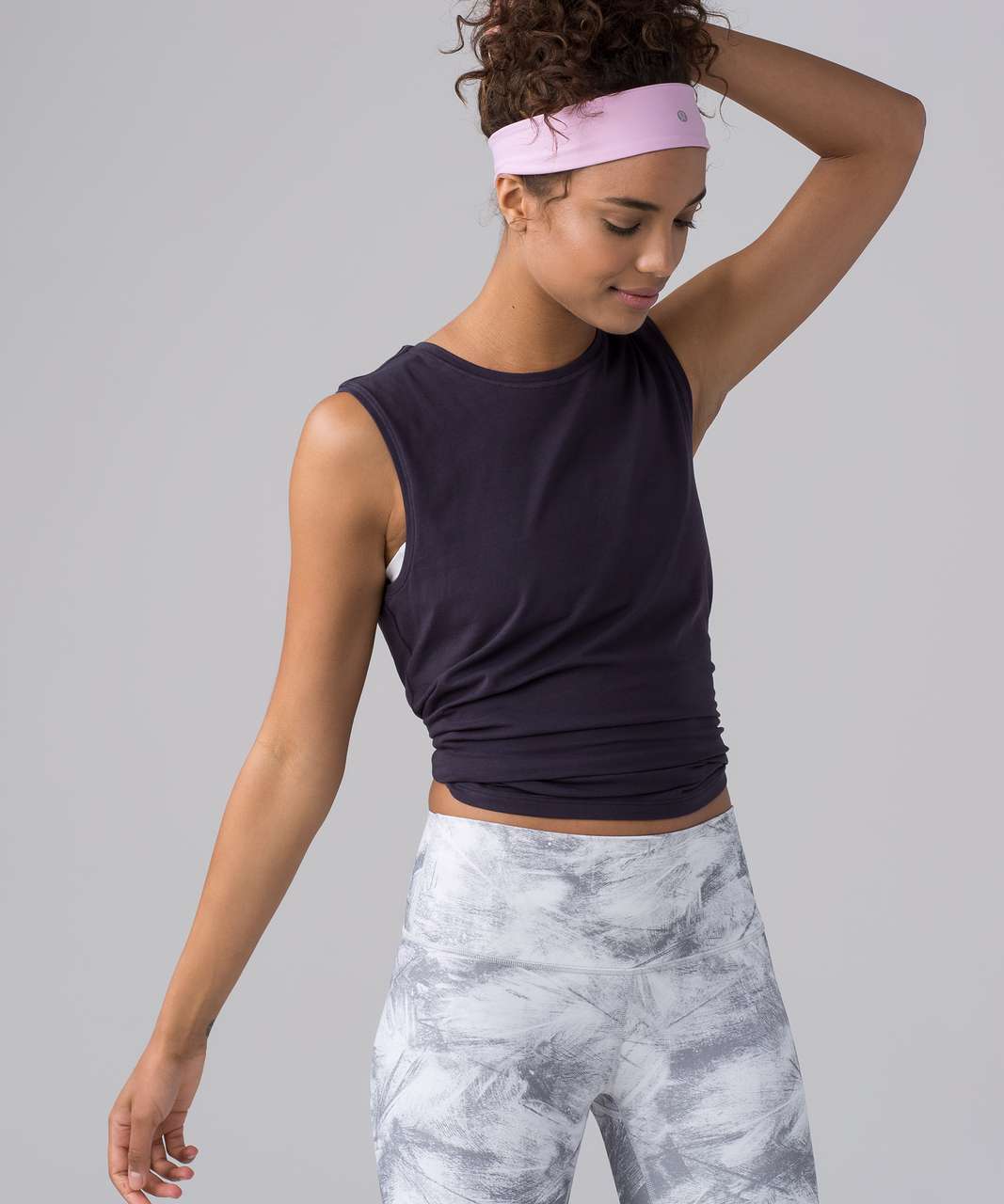  Lululemon Athletica Fly Away Tamer Headband Luxtreme (Pink Taupe)  : Clothing, Shoes & Jewelry