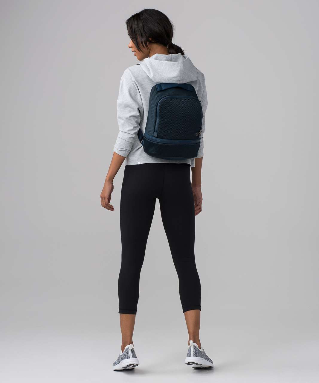 Lululemon Go Lightly Backpack (Mesh 